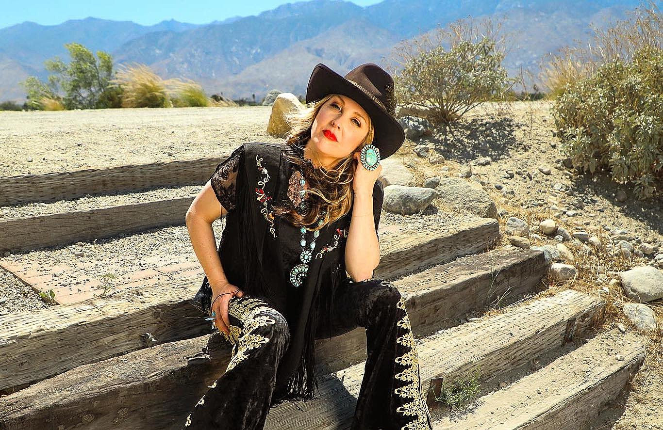 Sunny Sweeney announces new LP ‘Married Alone,’ shares song ft Paul Cauthen