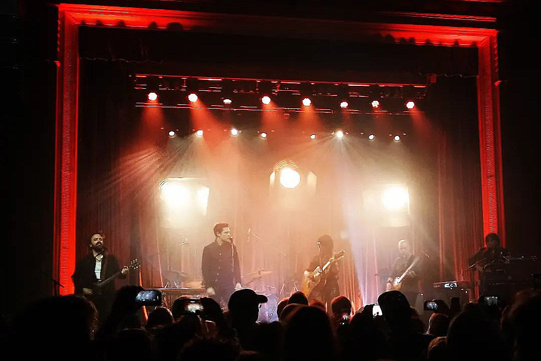 The Killers’ Brandon Flowers joined Sharon Van Etten on “Like I Used To” in Melbourne (watch)