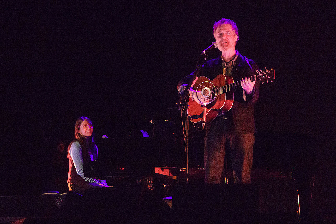 The Swell Season’s Marketa Irglova & Glen Hansard brought ‘Once’ anniversary to Beacon Theatre (pics, setlist)