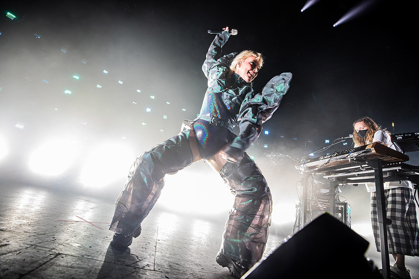 Sylvan Esso wrapped up tour in NYC with Lido Pimienta (pics, video, setlists)