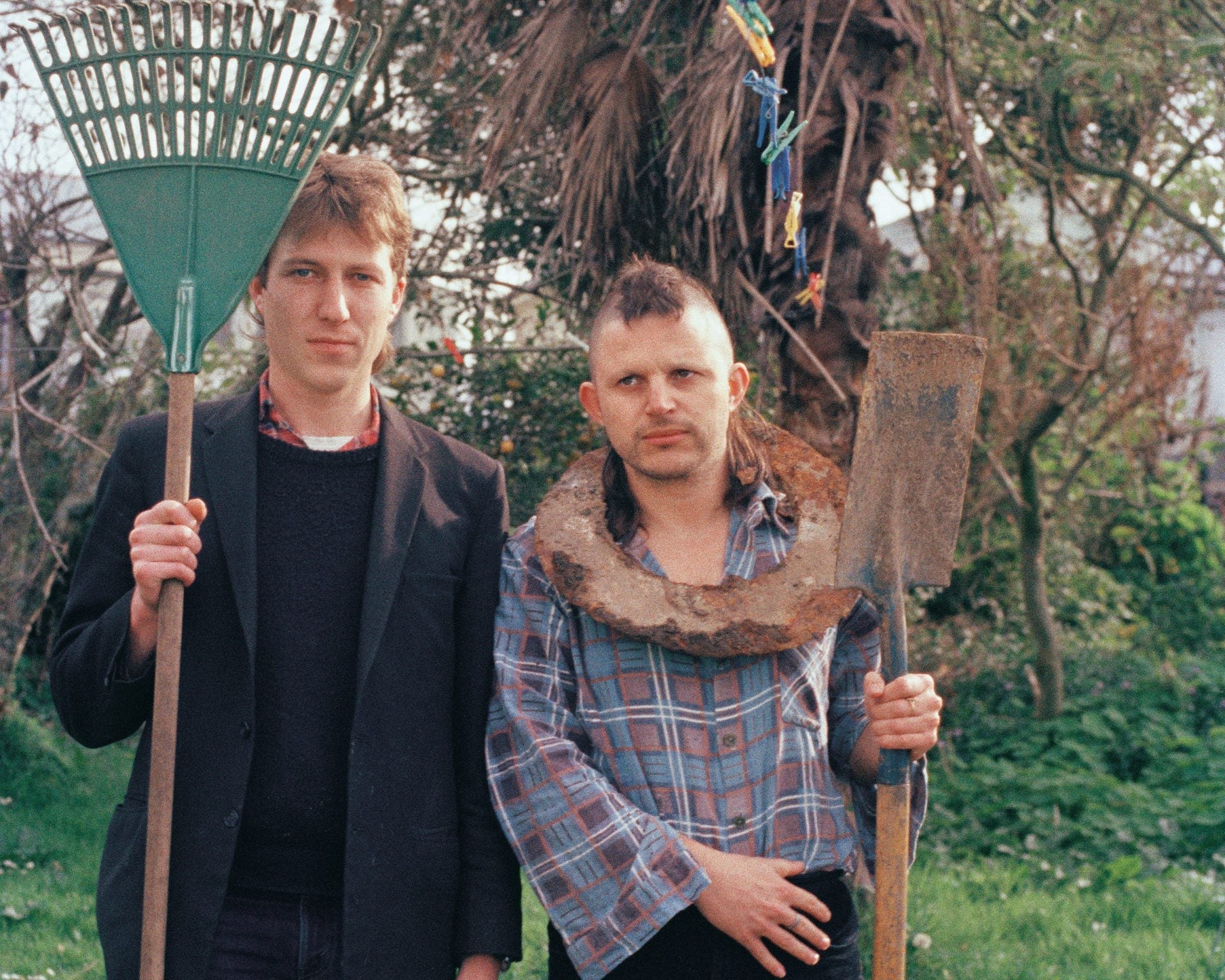 Tall Dwarfs announce ‘Unravelled: 1981–2002’ box set; full discography streaming for first time