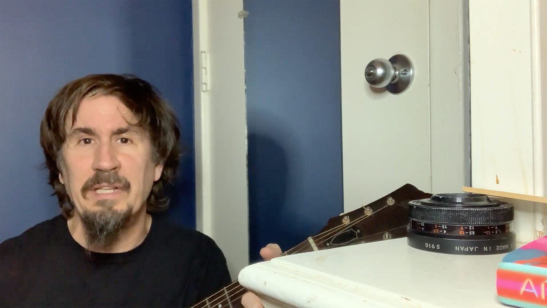Watch The Mountain Goats’ John Darnielle sing about getting COVID