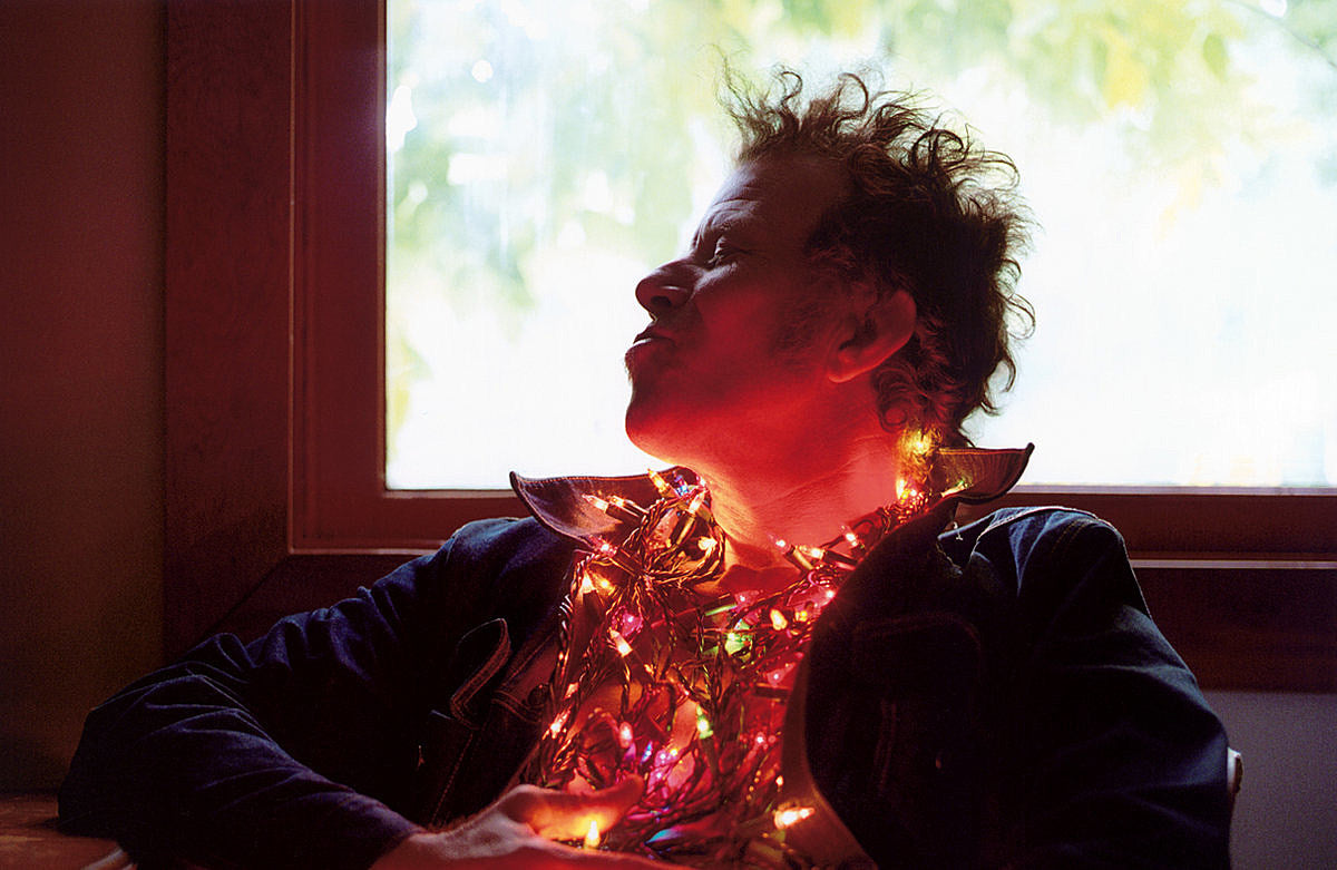 Tom Waits announces 20th anniversary vinyl reissues of ‘Alice’ and ‘Blood Money’