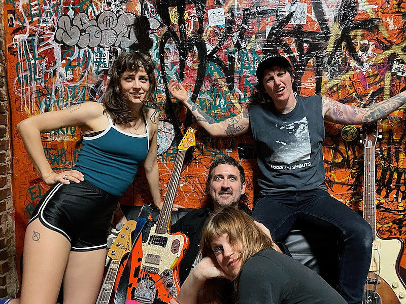 Tropical Fuck Storm prep ‘Submersive Behaviour’ EP (stream a track), touring West Coast in 2023