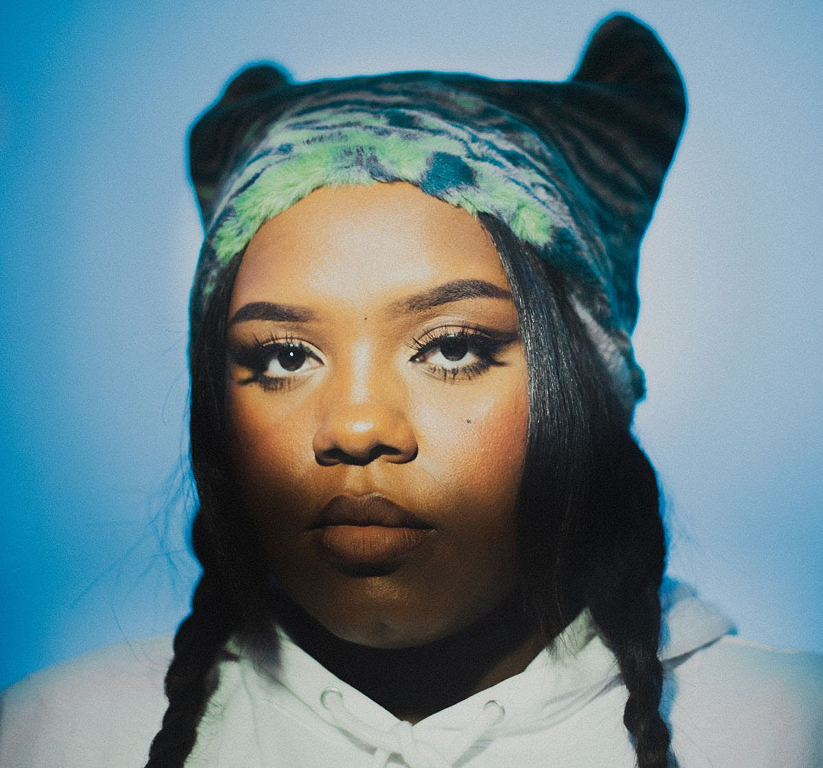 waterbaby signs to Sub Pop, shares “Airforce blue”