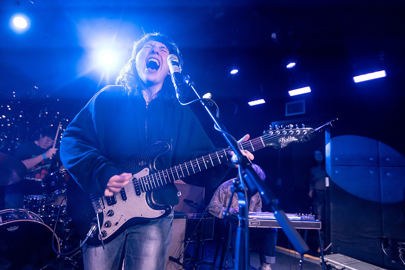 Wednesday celebrated ‘Rat Saw God’ at TV Eye show & flea market (pics, setlist)
