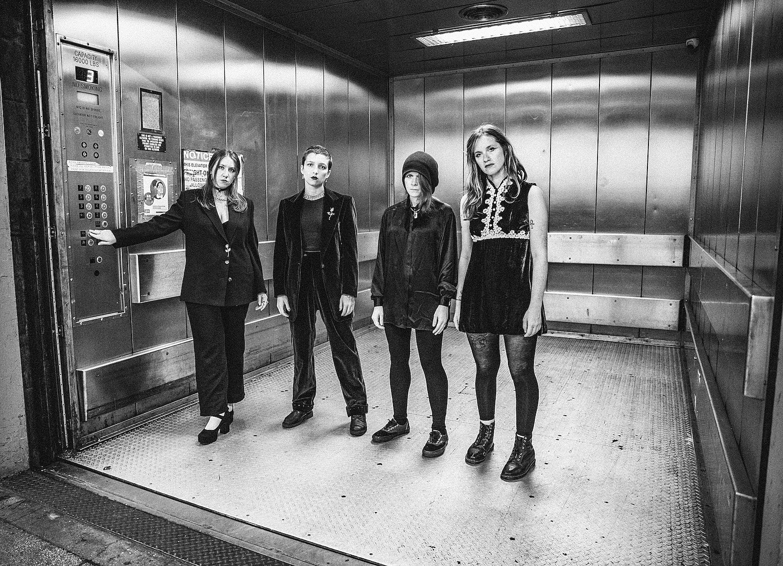 Weeping Icon announce new EP, share “Pigs, Shit & Trash” video