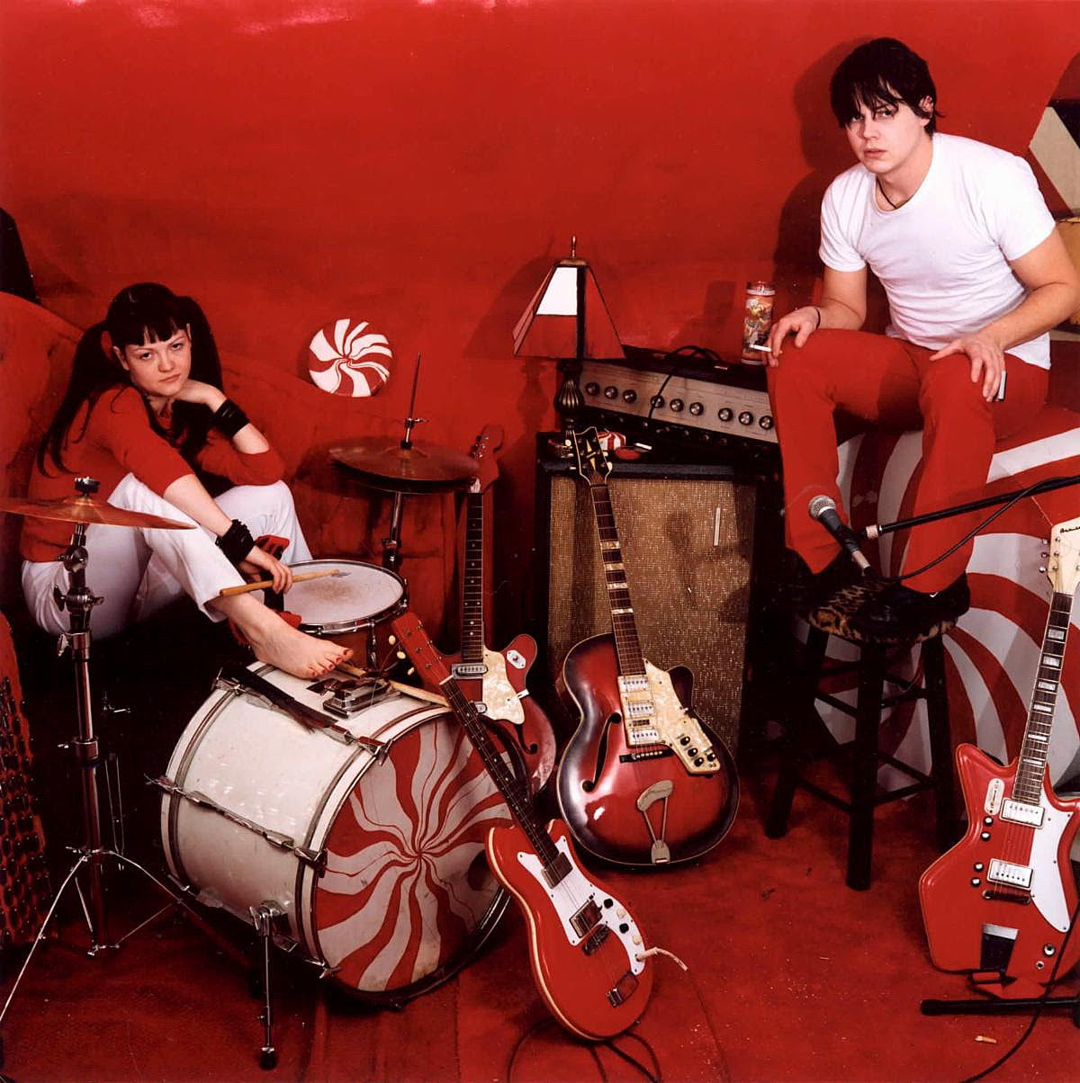 Listen to The White Stripes ‘White Blood Cells’ Deluxe 20th Anniversary Edition