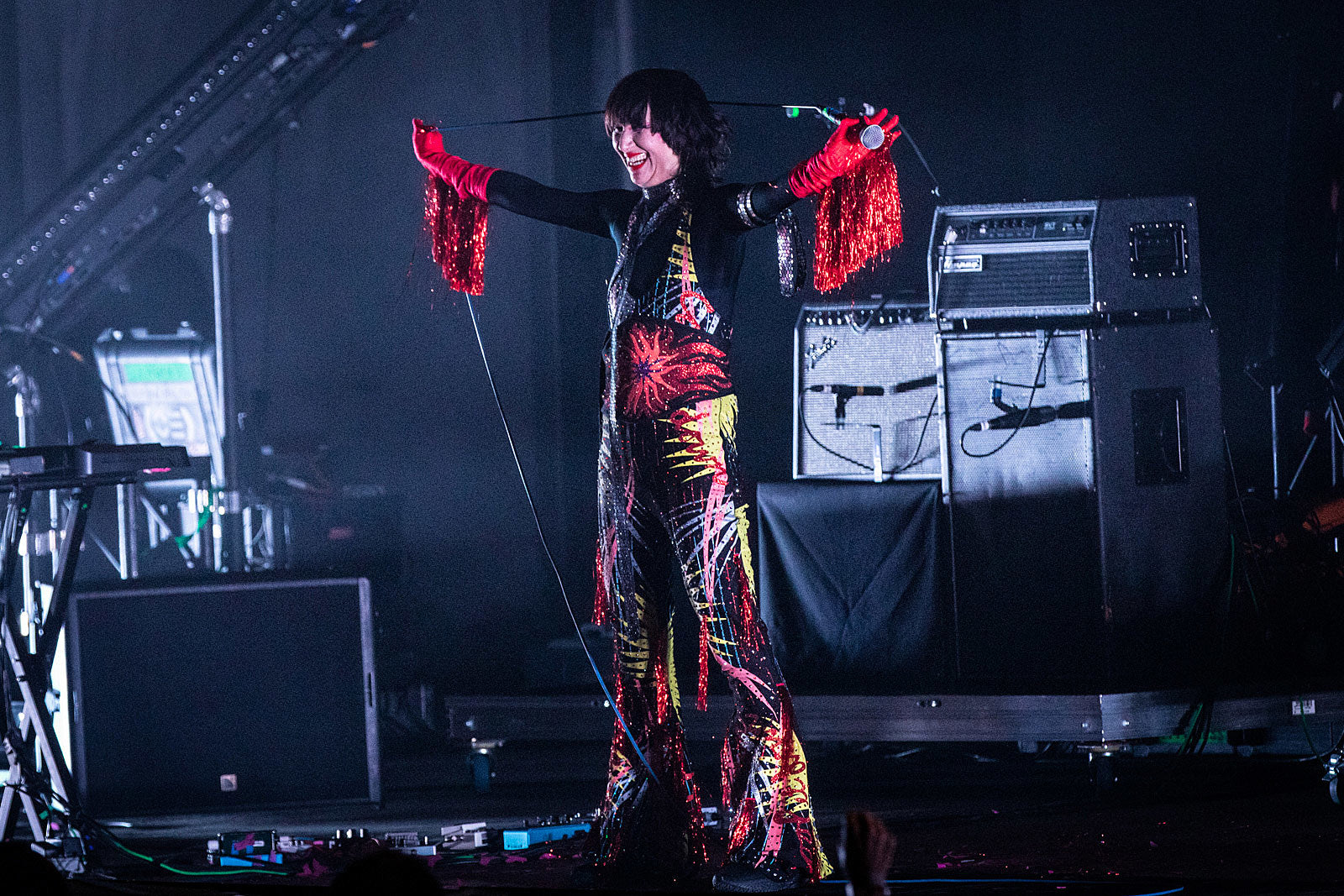 Yeah Yeah Yeahs add 3rd Beacon Theatre show to 2025 tour