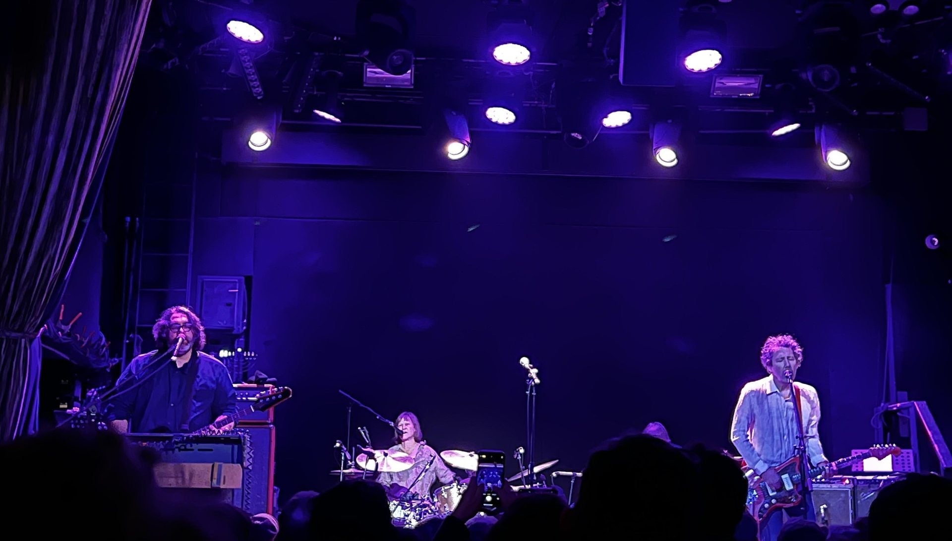 Corin Tucker, Steve Shelley, Gina Birch & more joined Yo La Tengo for Hanukkah Night 2 (review, setlist)
