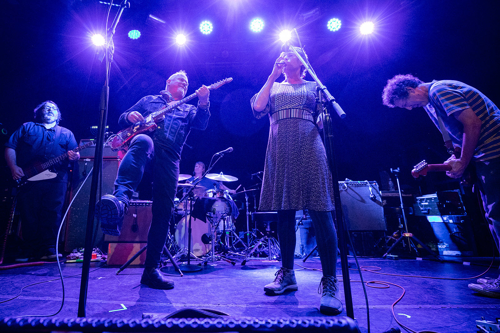 Yo La Tengo Hanukkah Night 7: The Mekons’ Jon Langford & Sally Timms, more (pics, setlist, video)
