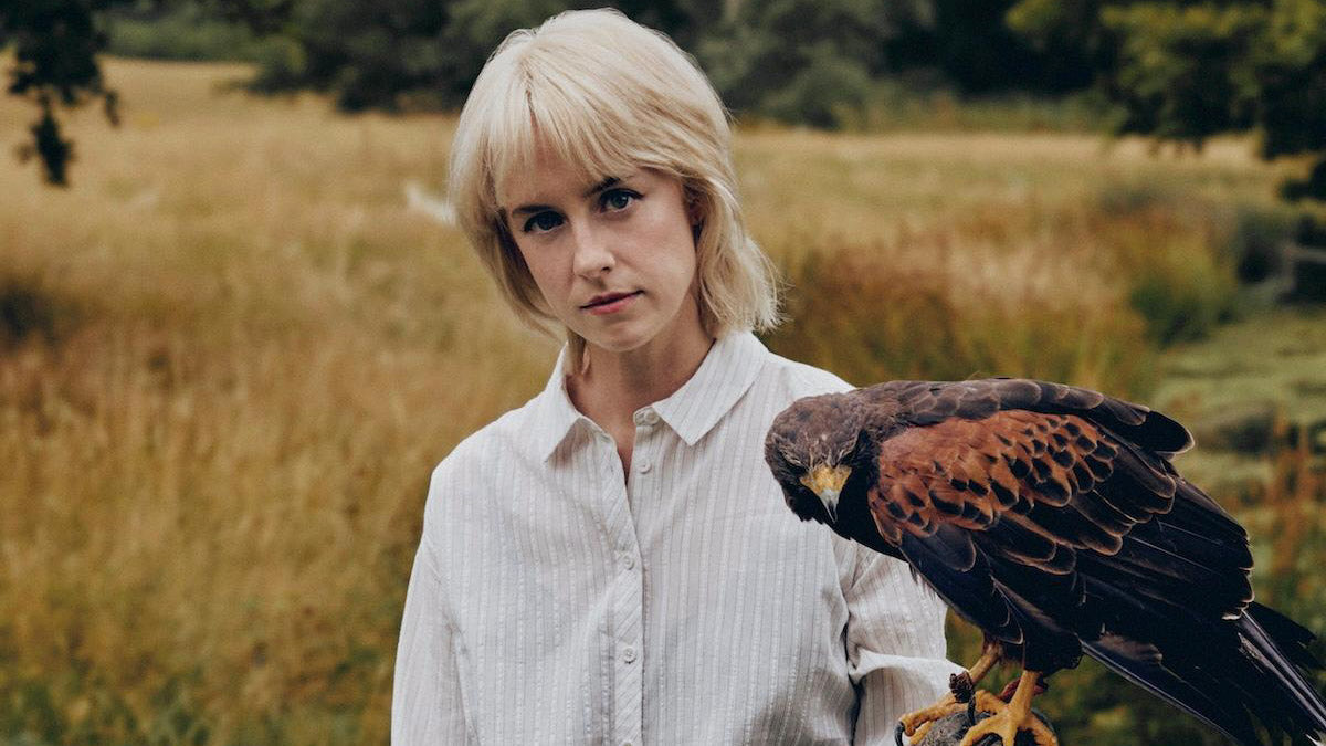 Avalon Emerson & The Charm announces new LP ‘Written into Changes,’ shares “Jupiter and Mars”