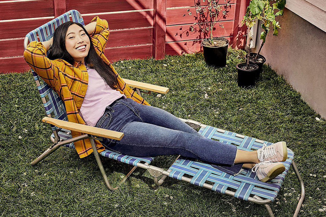 Awkwafina making 7 Train announcements for a week