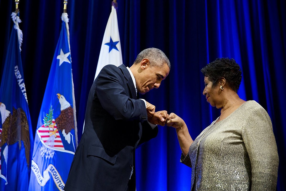 Barack & Michelle Obama share tribute to Aretha Franklin