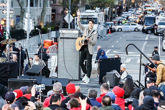 Vampire Weekend & Bon Iver playing Bernie Sanders rallies; Justin Vernon on new Bonny Light Horseman song
