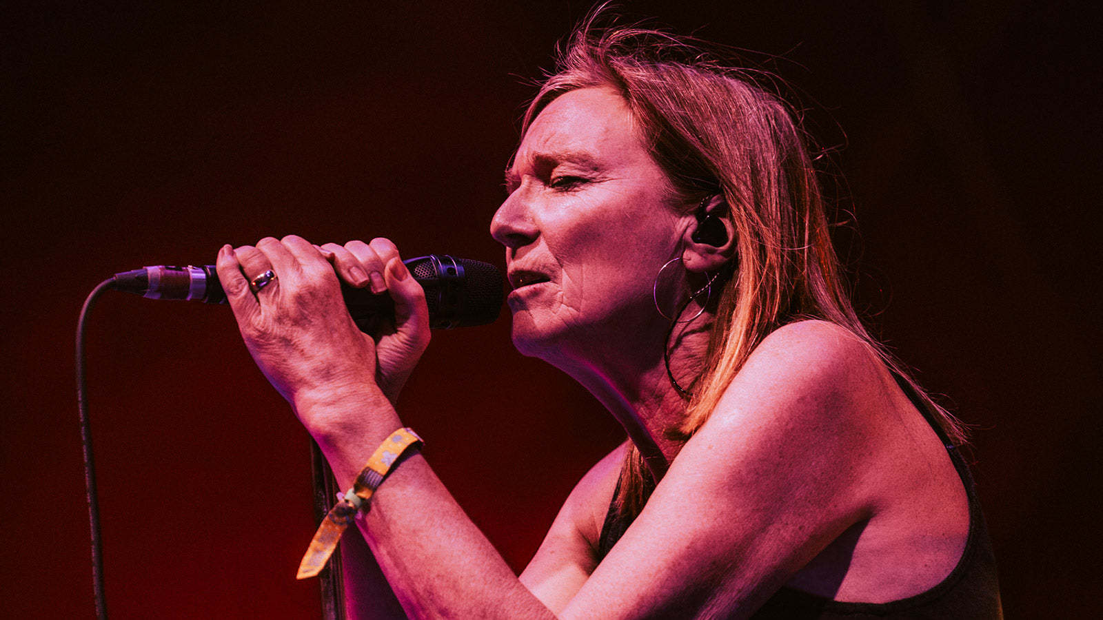 Watch Beth Gibbons play Portishead’s “Glory Box” at Coachella