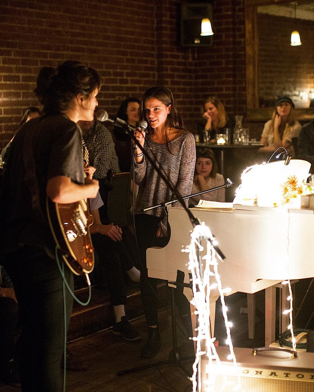 watch Big Thief & Tiny Hazard play “Mary” and cover Leonard Cohen in 2015