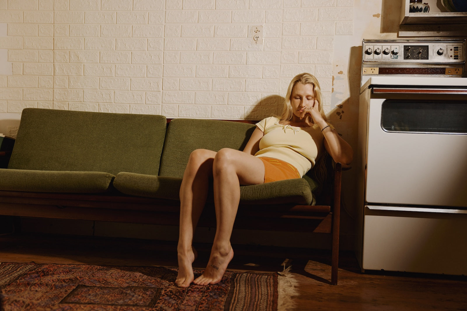 Billie Marten announces fall North American tour w/ Núria Graham, shares “Clover” from upcoming album