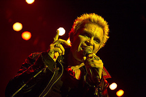 Billy Idol touring, played Beacon and Wellmont Theater w/ Broncho (who added 4 more NYC shows) — pics, setlist, dates