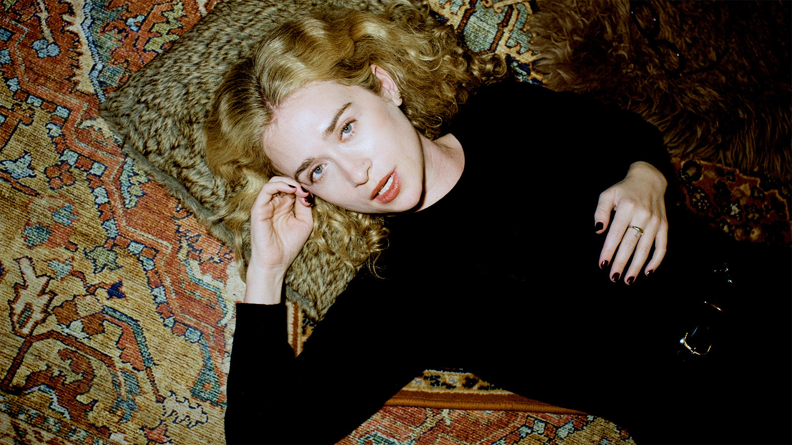 Blondshell shares new single “Two Times”