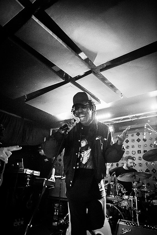 Blood Orange warmed up for his Apollo shows at Baby’s with Despot & Starchild (pics/setlist), made a Nelly Furtado collab