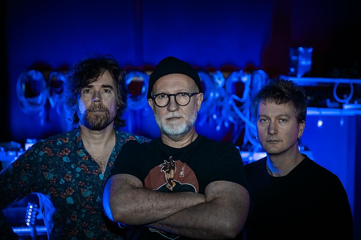 Bob Mould announces full band and solo electric US tour dates