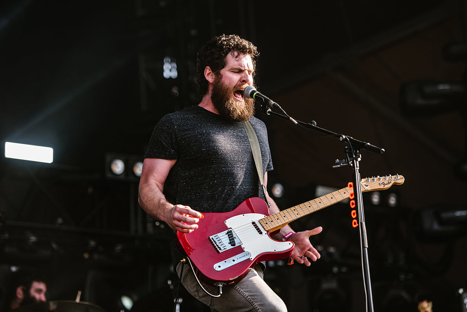Manchester Orchestra & The Front Bottoms announce co-headlining tour