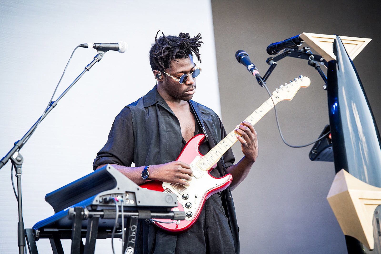 Moses Sumney drops off Montreal Jazz Fest over controversial show with slave songs