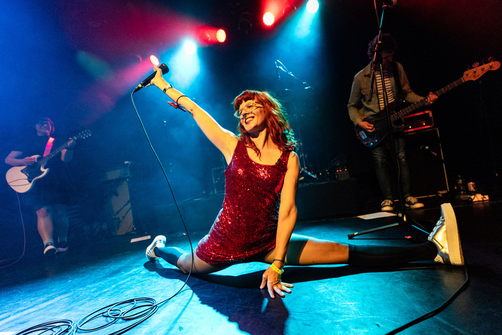 Bratmobile played their first NYC show in 20+ years w/ Downtown Boys & cumgirl8 (pics, setlist, video)
