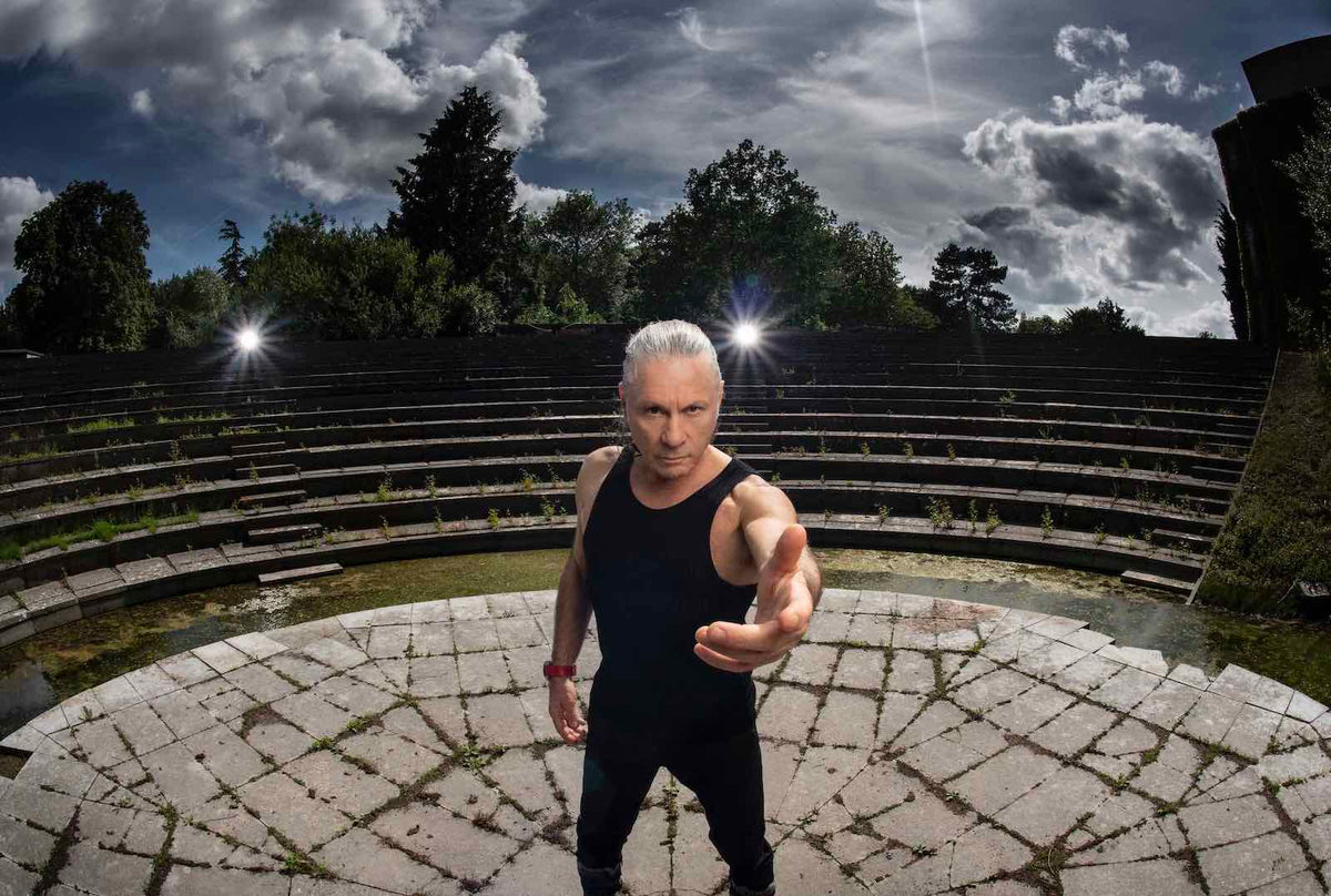 Iron Maiden’s Bruce Dickson shares “Afterglow of Ragnarok” off first solo LP in 19 years