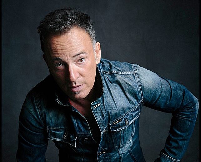 Bruce Springsteen extends Broadway run through December
