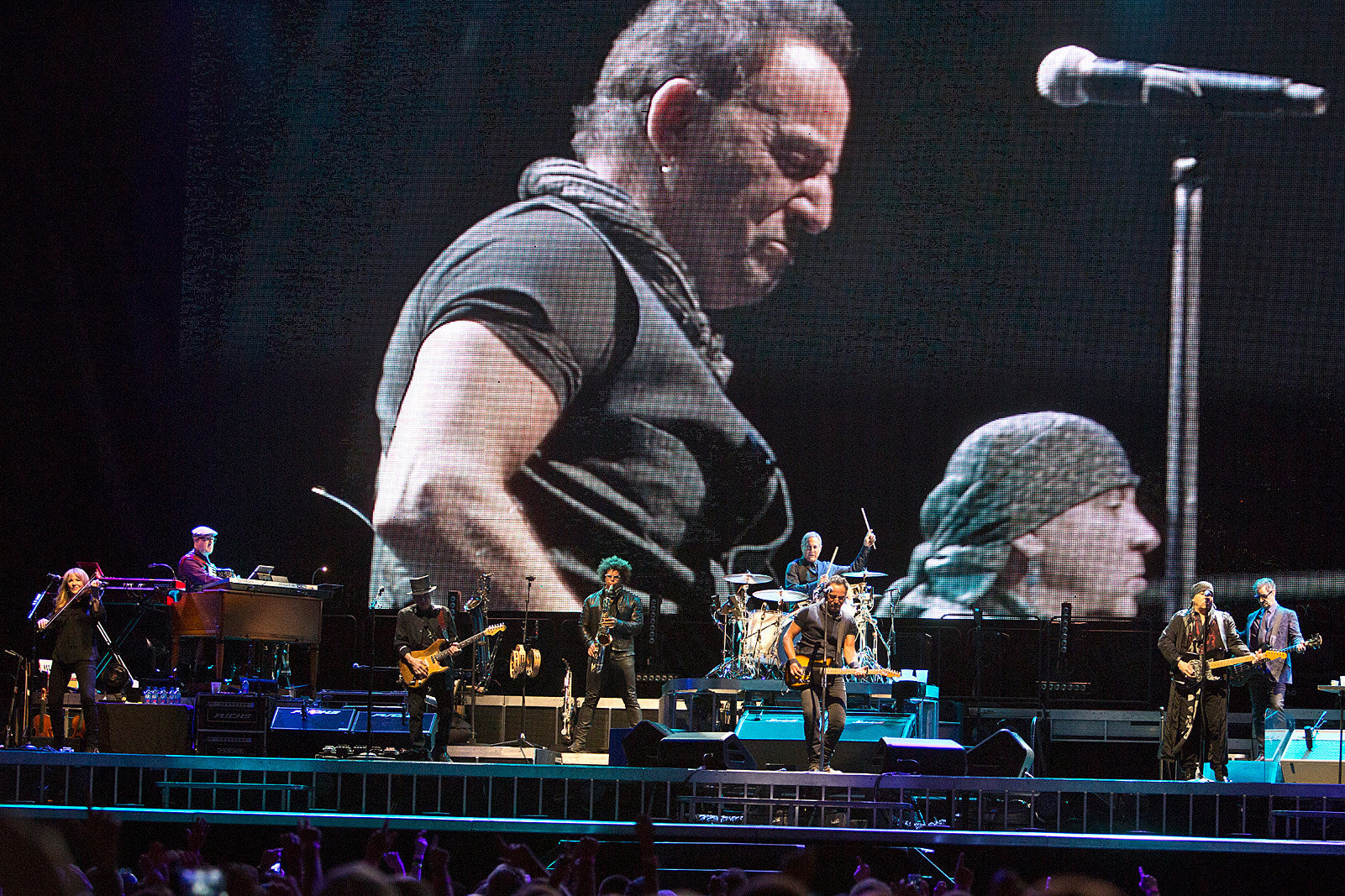 Today’s livestreams (Bruce Springsteen, Joe Strummer, Foo Fighters, Jack White, more)