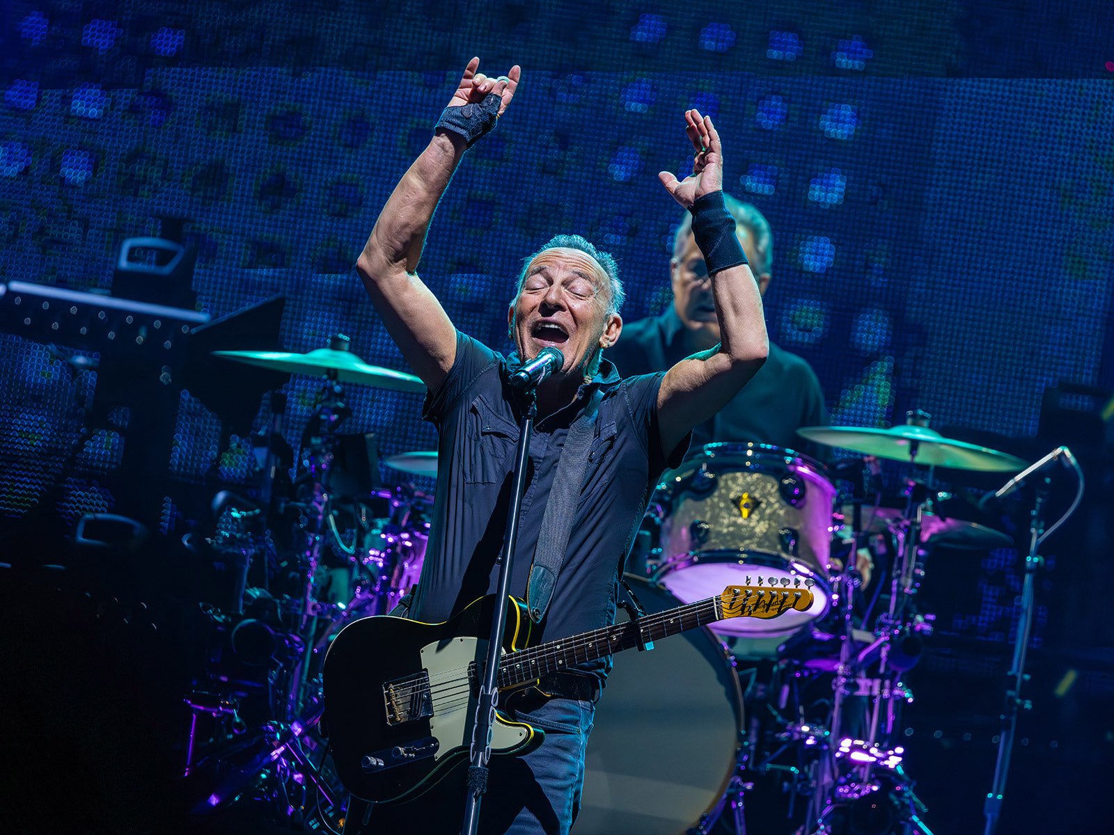 Bruce Springsteen postpones September shows due to illness