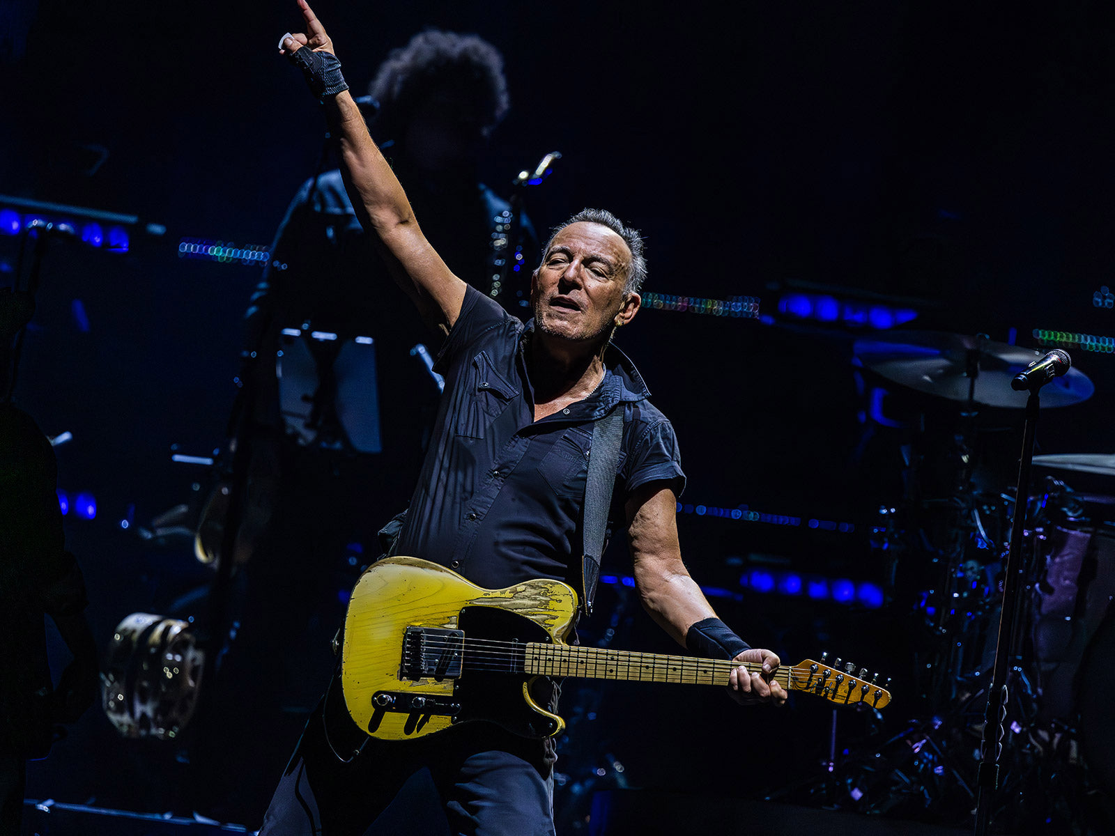 Bruce Springsteen wrapped up MetLife Stadium run with “Two Hearts,” “Jersey Girl” & lots more (pics, setlist)