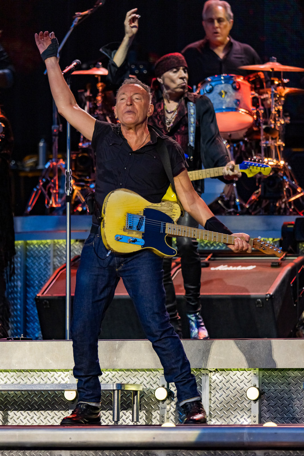 Bruce Springsteen & The E Street Band kicked off Metlife run with “Sherry Darling” & lots more (setlist, video)