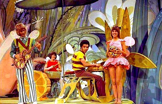 tix on sale: Devendra Banhart, Twin Peaks, Jesse Malin, Ingrid Michaelson, more