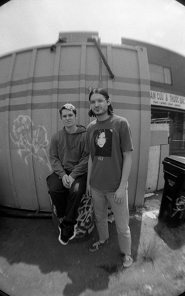 Bugg keep the dream of the ’90s alive with “Whiskey in the Water” video