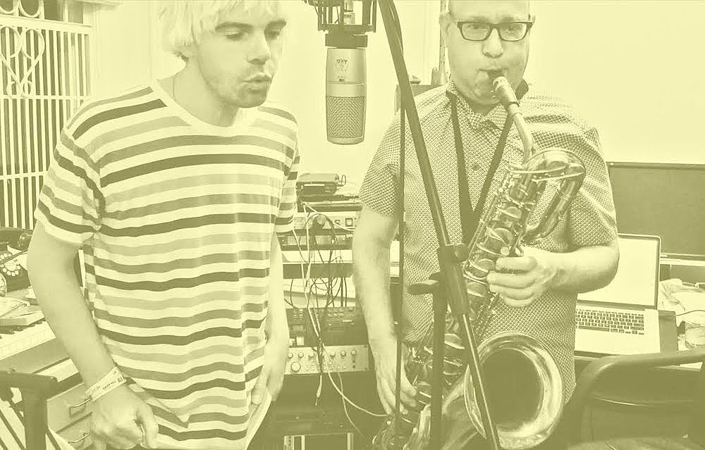 Tim Burgess (Charlatans) & Peter Gordon (Arthur Russell) releasing collaborative LP (watch “Unguarded” video)