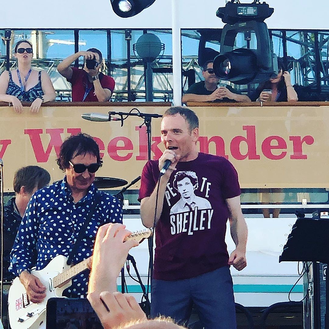 Yo La Tengo, Vaselines & more joined Buzzcocks at Belle & Sebastian’s Boaty Weekender (video)