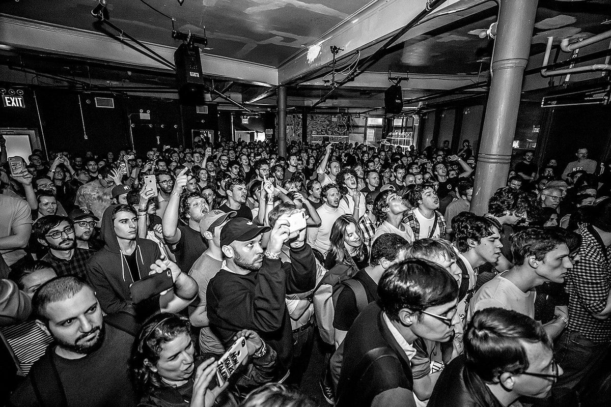 Market Hotel finally getting a full bar