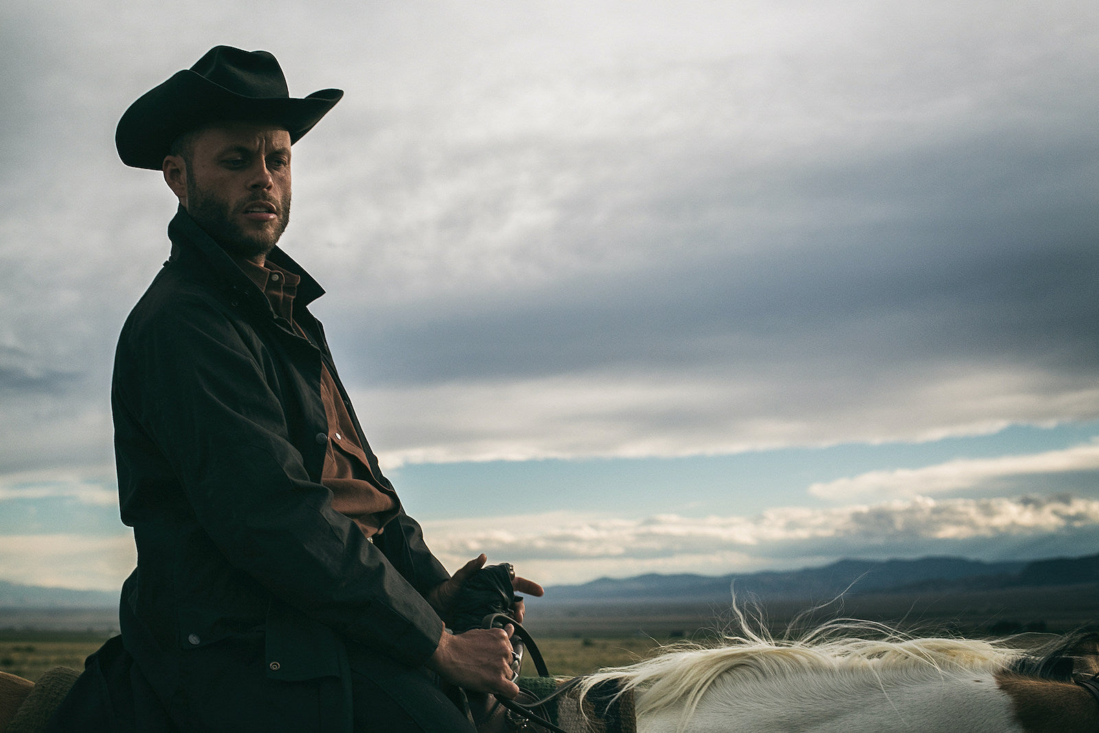 watch Charley Crockett’s video for new song “Run Horse Run” off new LP ‘Welcome to Hard Times’