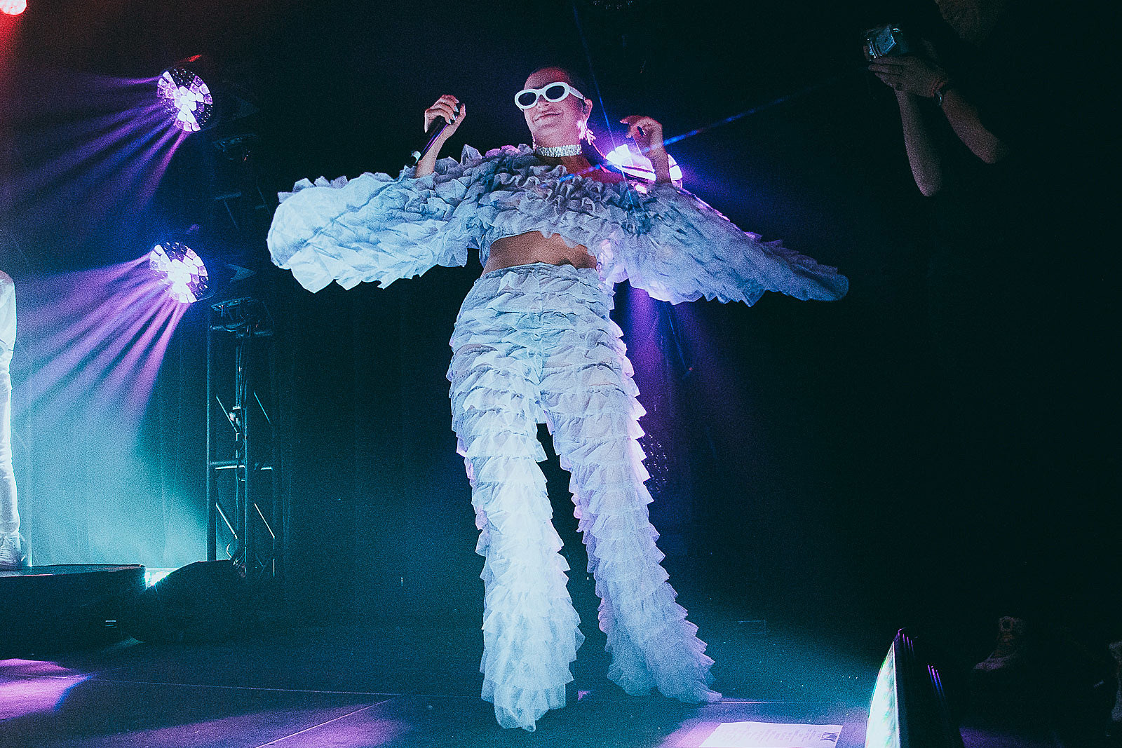 pics: Charli XCX @ Elsewhere w/ AG Cook, CupcakKe, Caroline Polachek, Brooke Candy & more