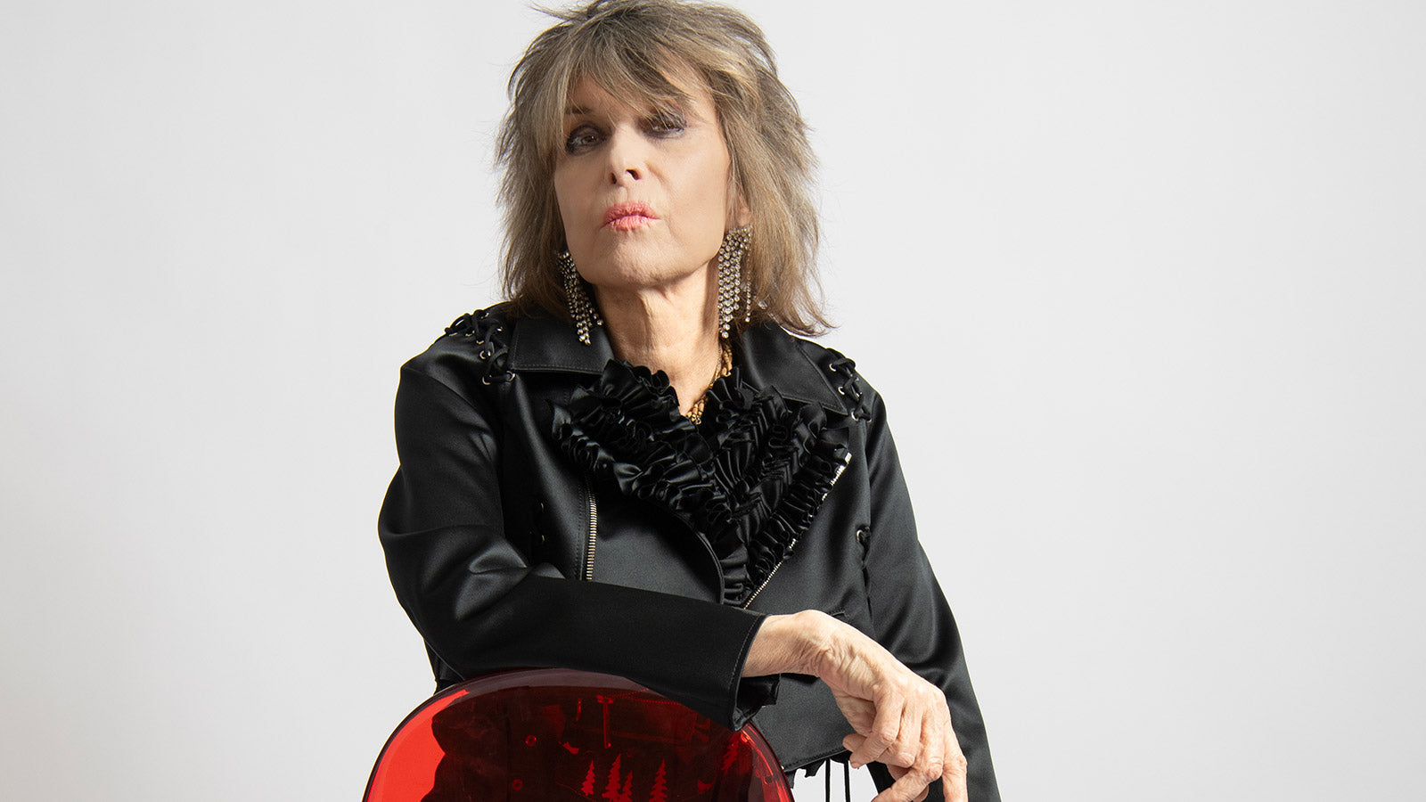 Chrissie Hynde taps Debbie Harry, Dave Gahan, more for duets LP, shares “Always On My Mind” ft. Rufus Wainwright