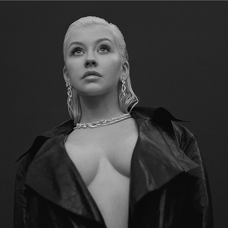 Christina Aguilera announces first tour in 10 years, playing Radio City