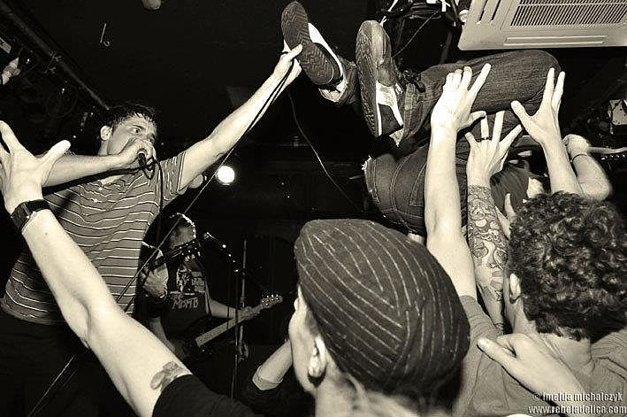 Operation Ivy’s Jesse Michaels preps new music; 924 Gilman hosting livestream fundraiser