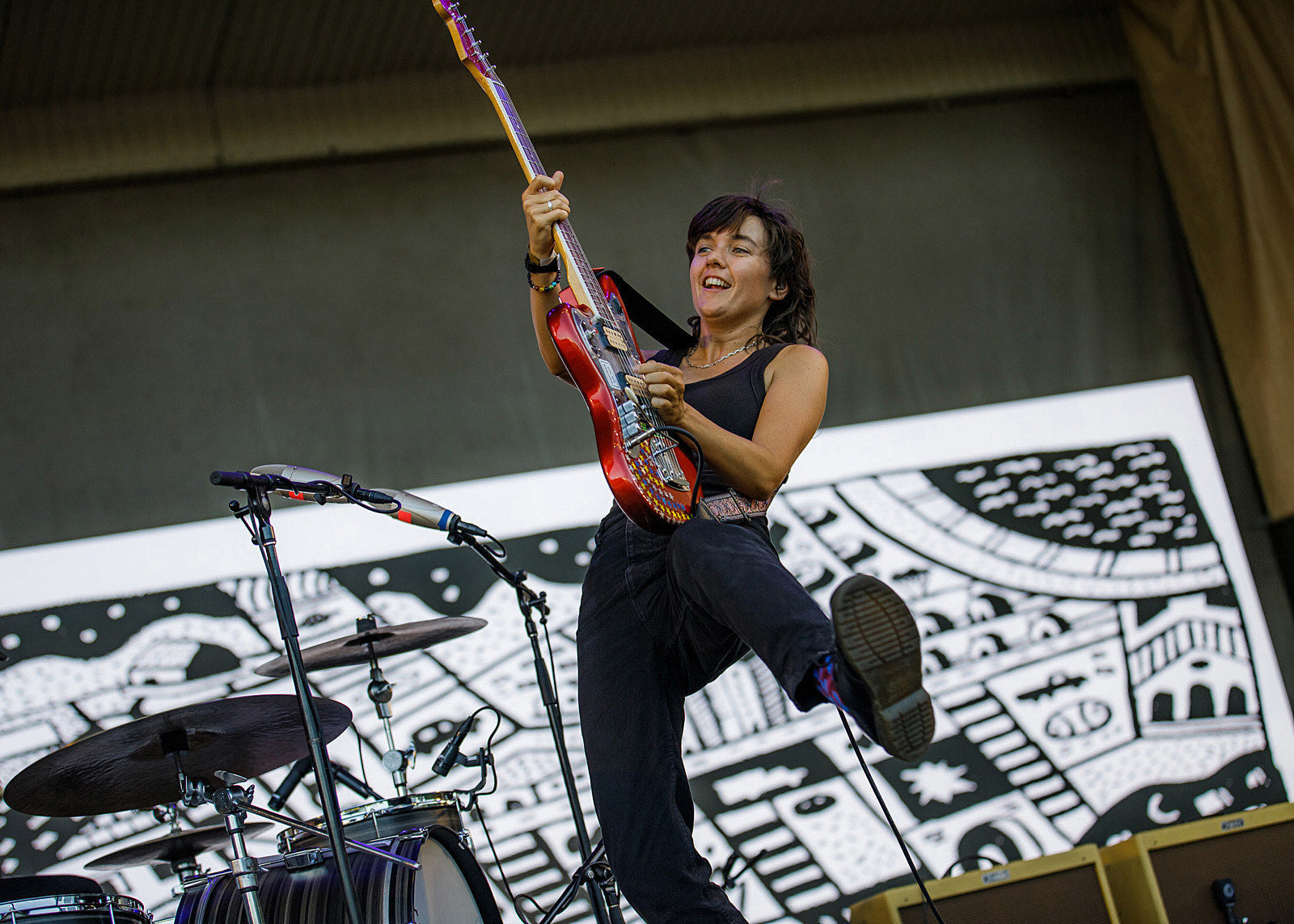 Courtney Barnett wrapped up her tour at Taste of Chicago (pics / setlist)