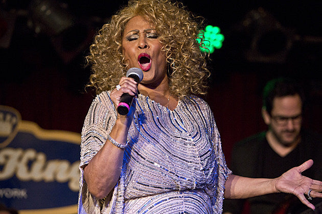 Darlene Love released her first solo LP in 27 years (listen), continuing holiday run at BB King’s (pics) ++ other tour dates