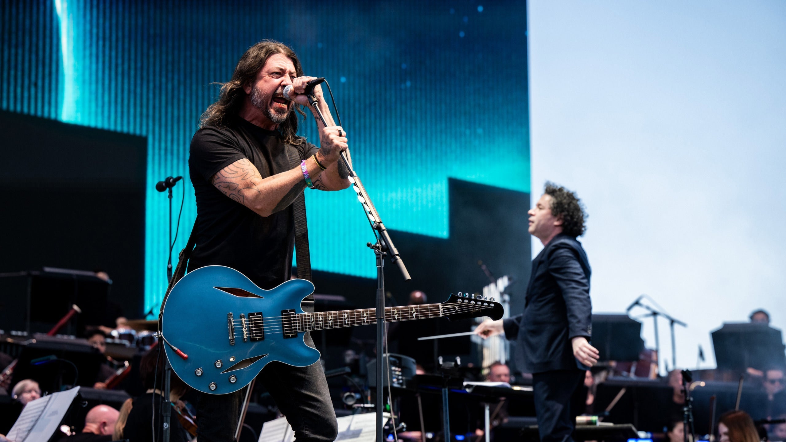 Watch Dave Grohl join LA Phil & Gustavo Dudamel at Coachella