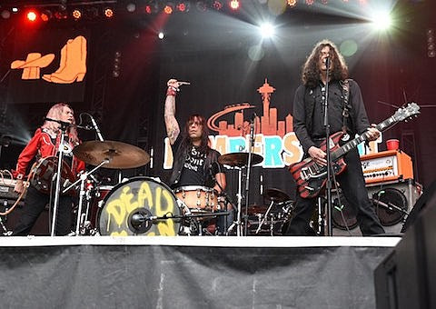 Dead Moon’s Fred Cole collapsed onstage at Bumbershoot (and is doing better now)