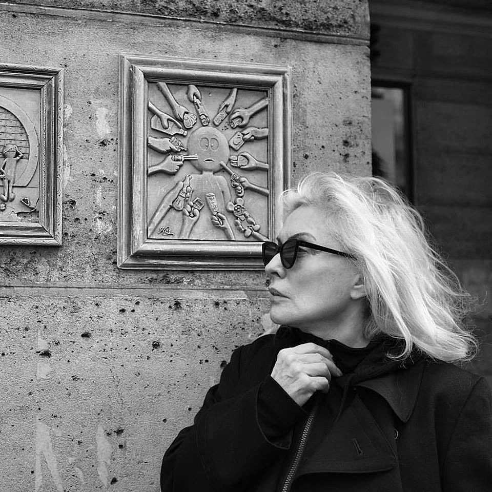 listen to Blondie’s new non-LP track “The Breaks”